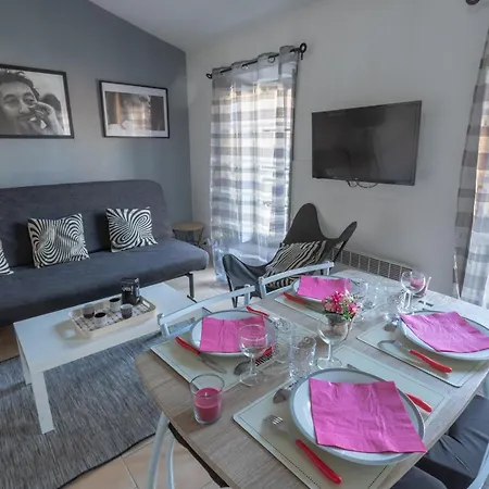 Les Bulles Carcassonnaises Apartment *
